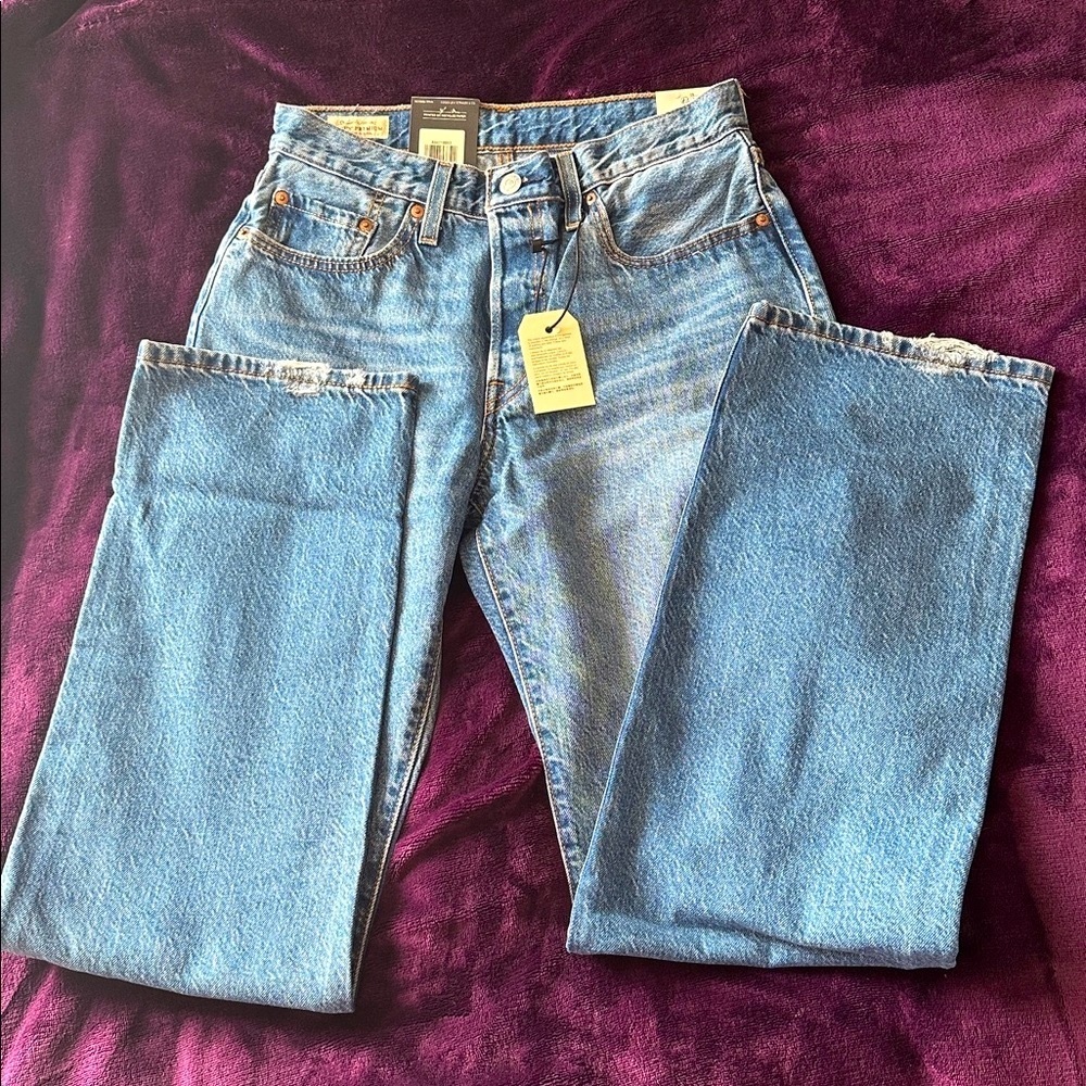 501® '90S LIGHTWEIGHT WOMEN'S JEANS-Straight Leg, Underline-Med Wash, 26x32 NWT